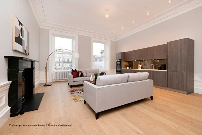 1 Bedroom Flat For Sale In / Melville Street, West End, Edinburgh, EH3