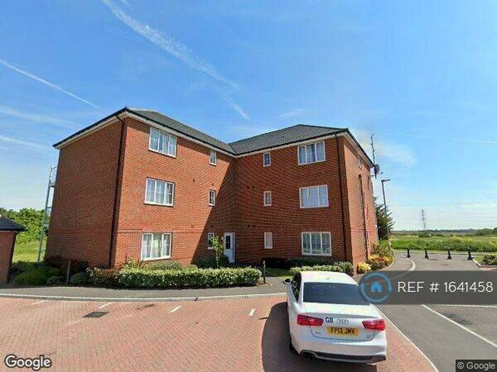 2 Bedroom Flat To Rent In Cotton Lane, Stone, Dartford, DA2