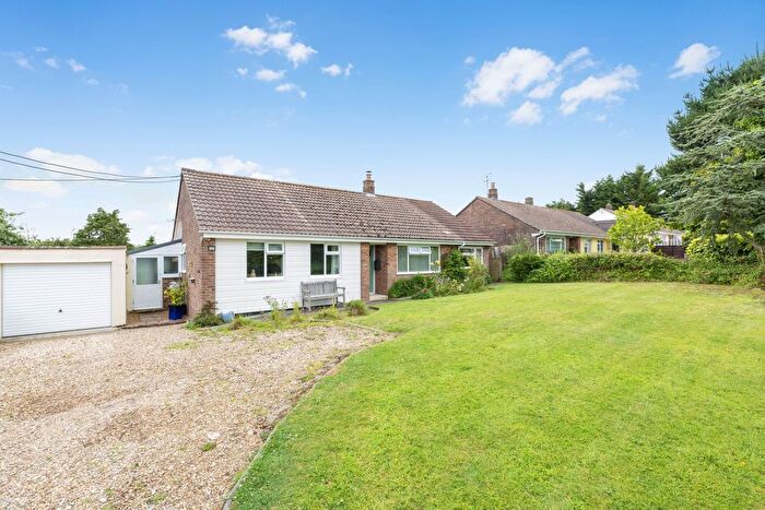 4 Bedroom Bungalow For Sale In Chetnole Road, Chetnole, DT9