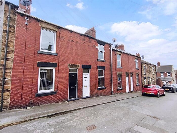 3 Bedroom Terraced House To Rent In Church Street, Mapplewell, Barnsley, S75
