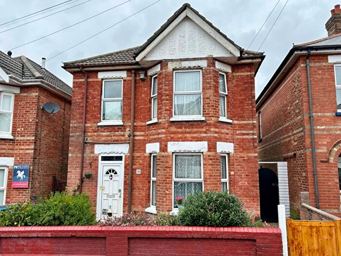 3 Bedroom Detached House For Sale In Bishop Road, Bournemouth, Dorset, BH9
