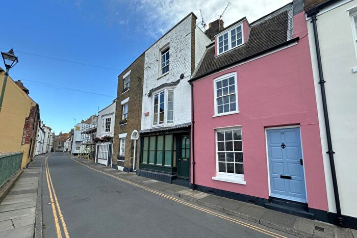 2 Bedroom Terraced House For Sale In Middle Street, Deal, CT14