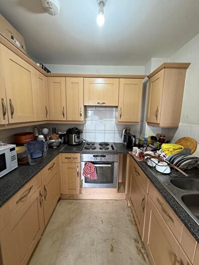 1 Bedroom Flat To Rent In Eastern Avenue, Ilford, IG2