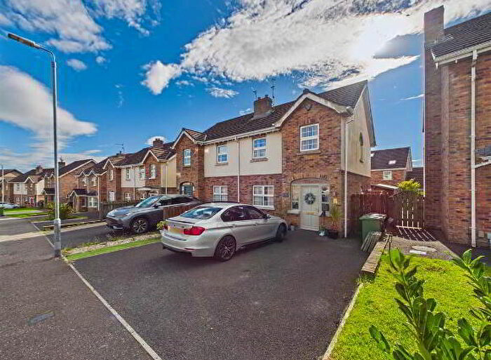3 Bedroom Semi-Detached House For Sale In Mount Eagles Way, Belfast, BT17