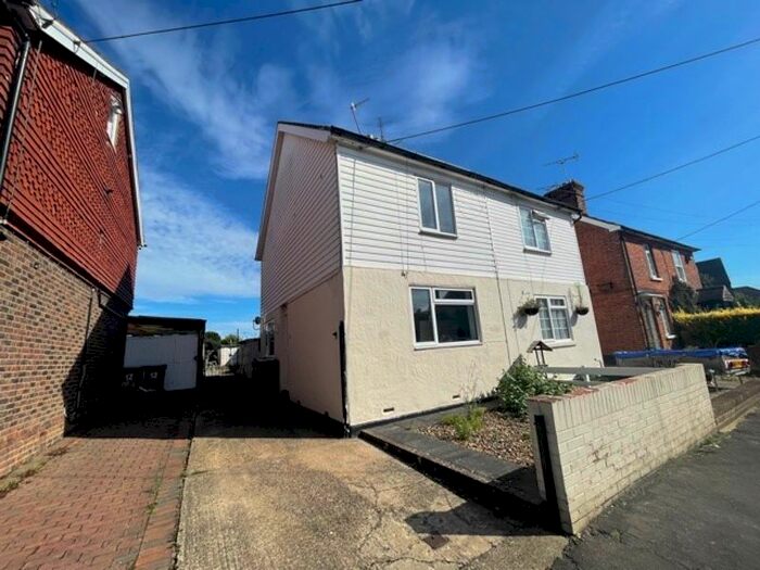 3 Bedroom Semi-Detached House To Rent In Orchard Road, East Peckham, Tonbridge, TN12