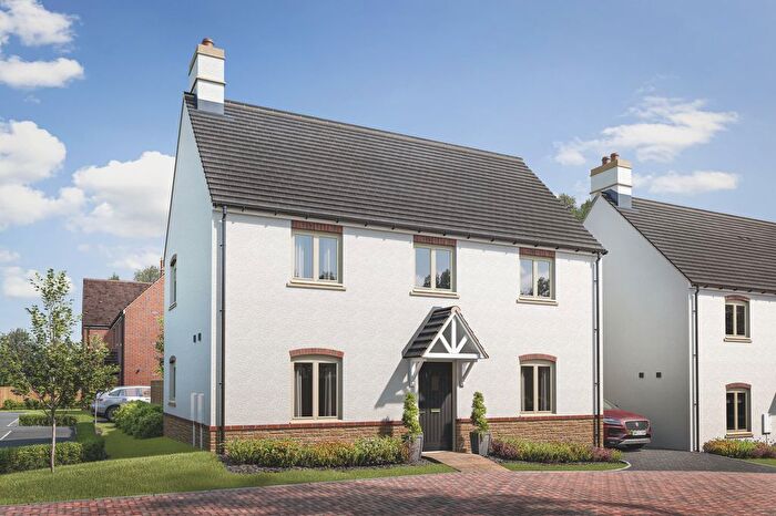 4 Bedroom Detached House For Sale In Swallow Crescent, Nottingham, NG15