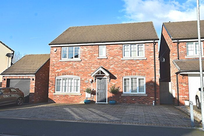 5 Bedroom Detached House For Sale In Cotton Field Road, Holmes Chapel, CW4