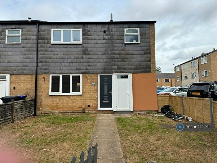 3 Bedroom Semi-Detached House To Rent In Foskitt Court South, Northampton, NN3