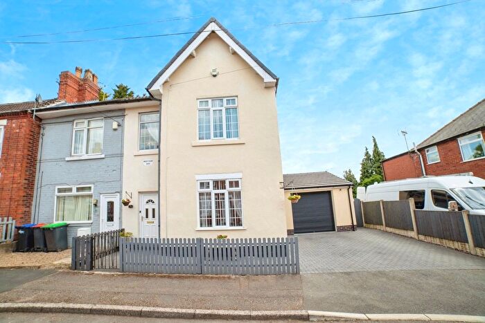 2 Bedroom End Terrace House For Sale In Douglas Road, Sutton-In-Ashfield, Nottinghamshire, NG17