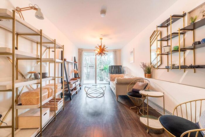 2 Bedroom Flat To Rent In North End Road, Wembley Park, Wembley, HA9