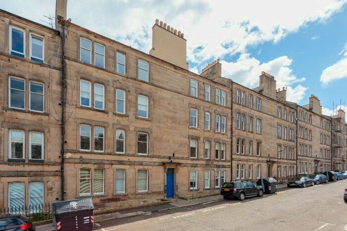 1 Bedroom Flat To Rent In Comely Bank Row, Stockbridge, Edinburgh, EH4