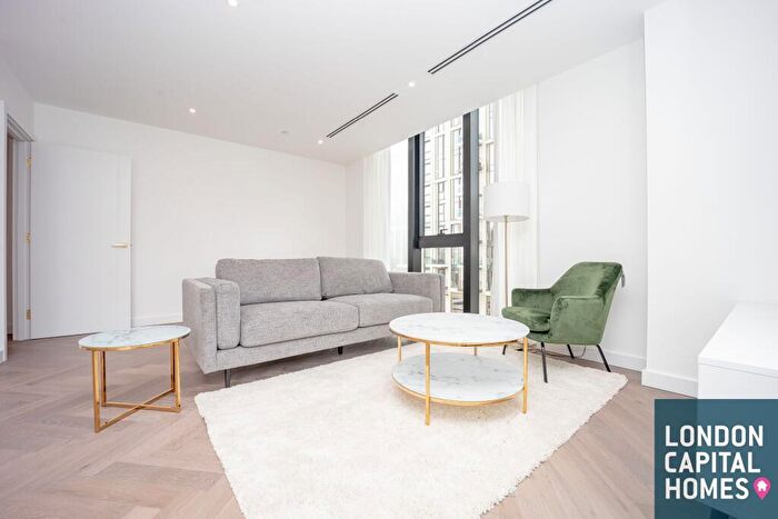 2 Bedroom Apartment To Rent In Gauging Square, London, E1W