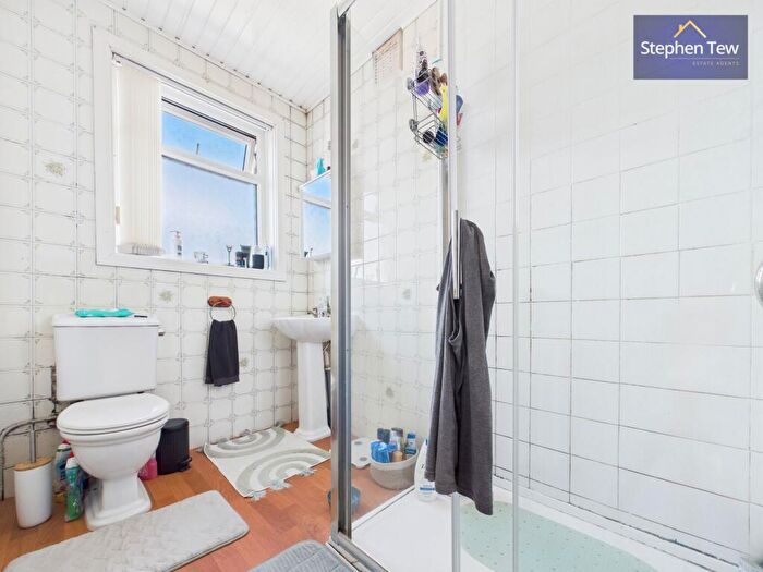 3 Bedroom End Of Terrace House For Sale In Garton Avenue, Blackpool, FY4
