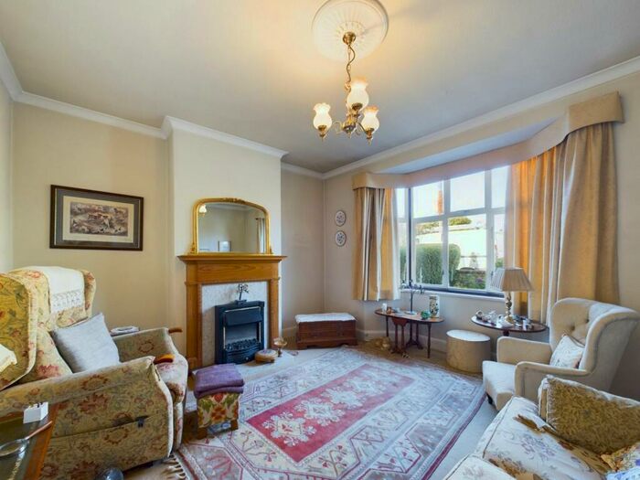 3 Bedroom Semi-Detached House For Sale In Weston Way, Weston Favell, Northampton, NN3