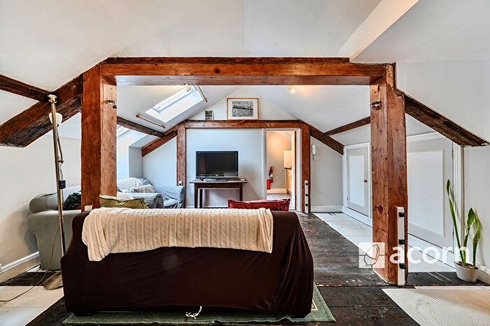 2 Bedroom Flat To Rent In Bermondsey Street, London, SE1