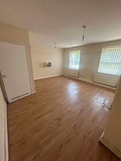 3 Bedroom Flat To Rent In Split Crow Road, Gateshead, NE8
