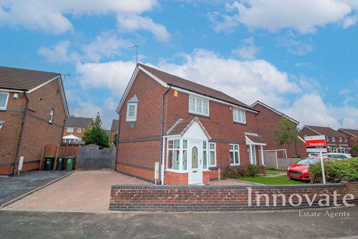 2 Bedroom Semi-detached House For Sale In Vicarage Street, Oldbury, B68