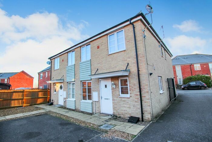 1 Bedroom Semi-Detached House To Rent In Peterborough, Cambridgeshire, PE2