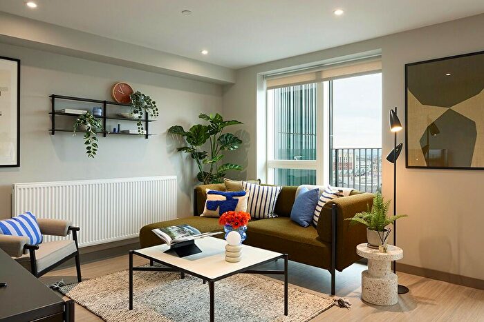 2 Bedroom Penthouse To Rent In Candleriggs, Trongate, Glasgow, G1