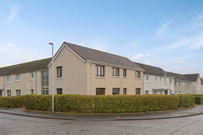 2 Bedroom Flat For Sale In Gillway, Rosyth, KY11