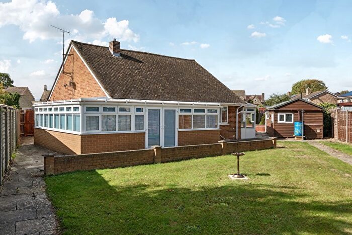 3 Bedroom Detached Bungalow For Sale In Squires Close, Brize Norton, Carterton, Oxfordshire, OX18