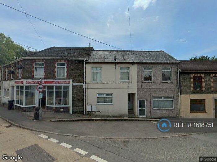 2 Bedroom Flat To Rent In Crynant, Crynant, Neath, SA10