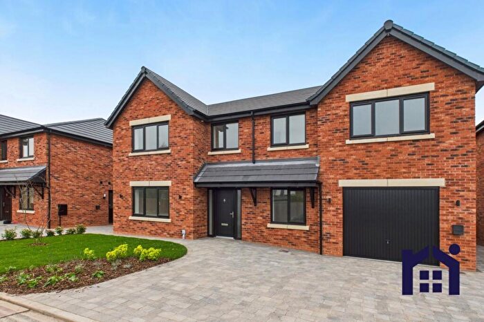 4 Bedroom Detached House For Sale In Laurel Gardens, Farington Moss, PR26