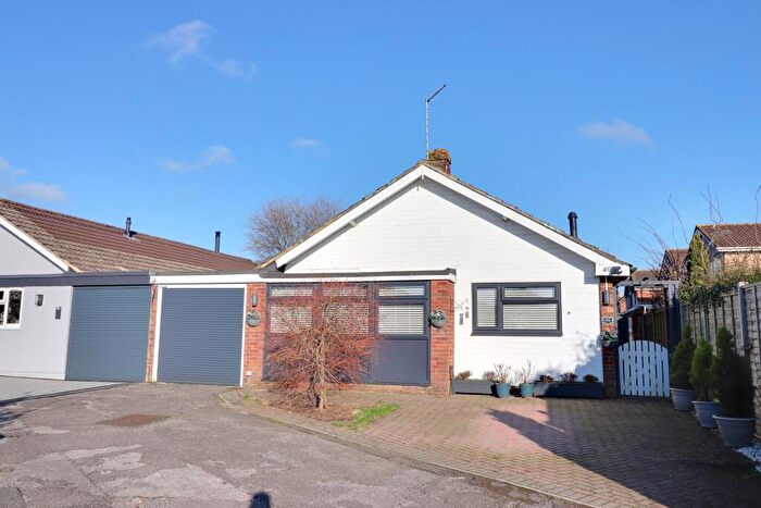 2 Bedroom Detached Bungalow For Sale In Sutton Road, Waterlooville, PO8