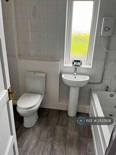 3 Bedroom Semi-Detached House To Rent In Westlea Bedlington, Northumberland, NE22