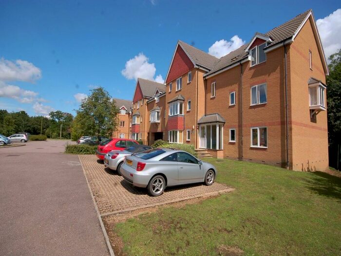 1 Bedroom Apartment To Rent In Redoubt Close, Hitchin, Hitchin, SG4