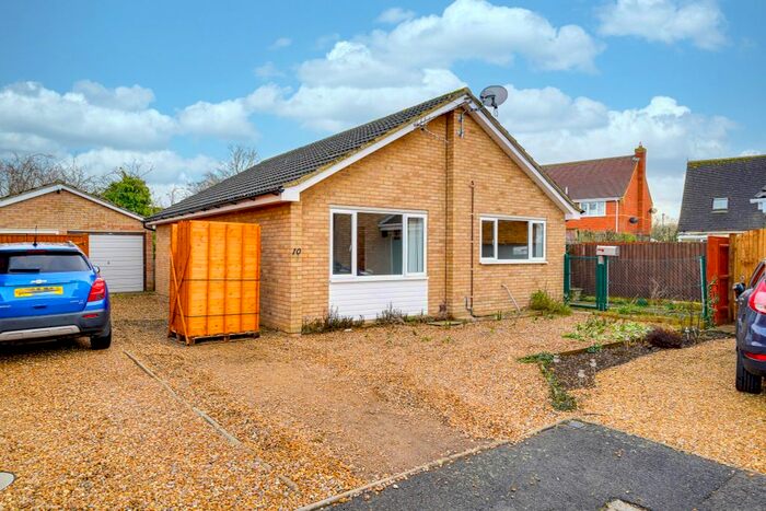3 Bedroom Detached Bungalow To Rent In Abbott Close, Brampton, Huntingdon, PE28