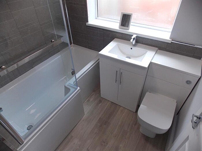 3 Bedroom Terraced House To Rent In Essex Street, Middlesbrough, TS1