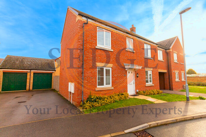 3 Bedroom Link Detached House To Rent In Eider Grove, Spalding, PE11