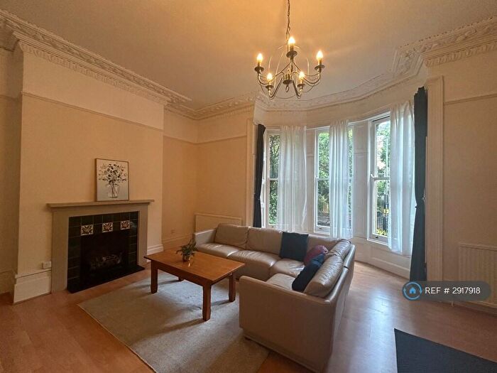 2 Bedroom Flat To Rent In Ashgrove Road, Bristol, BS6