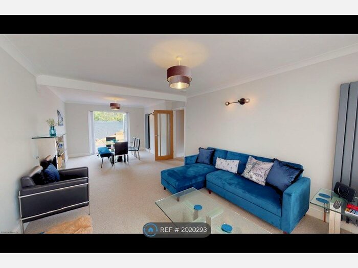 3 Bedroom Bungalow To Rent In Godstow Road, Oxford, OX2