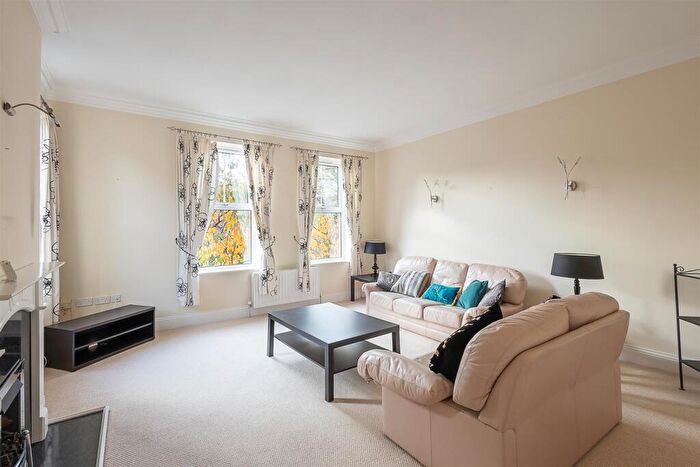 2 Bedroom Flat To Rent In Akenside Terrace, Jesmond, Newcastle Upon Tyne, NE2