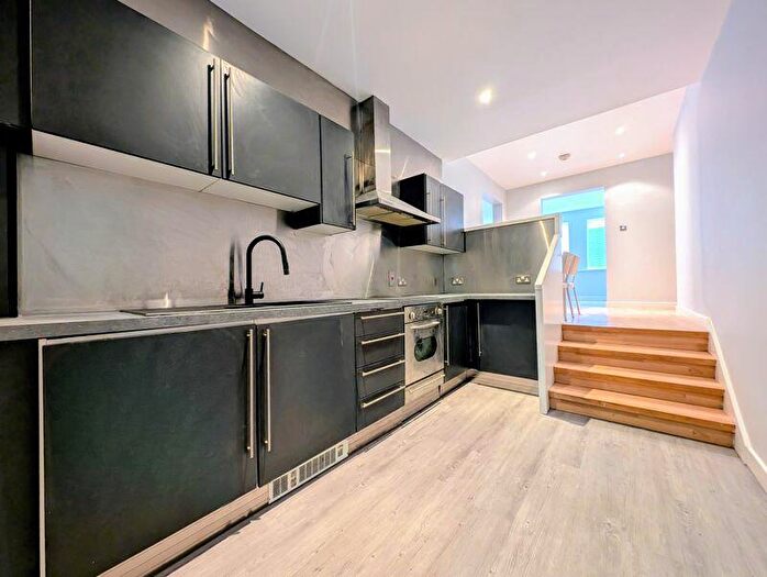 1 Bedroom Flat For Sale In Park Row, Leeds, LS1