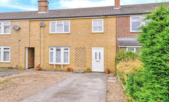3 Bedroom Terraced House For Sale In St. Katherines Close, Ickleford, Hitchin, Hertfordshire, SG5