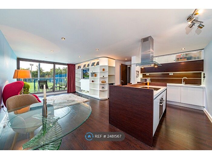 2 Bedroom Flat To Rent In Candy Wharf, London, E3