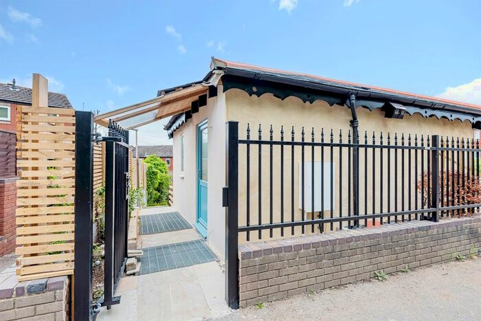 Studio To Rent In Canal Way, Reading, RG1