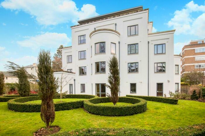 3 Bedroom Apartment To Rent In Pittville Place Cheltenham, GL52