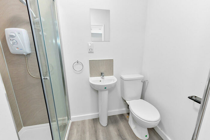 Studio To Rent In Long Row, Nottingham, NG1