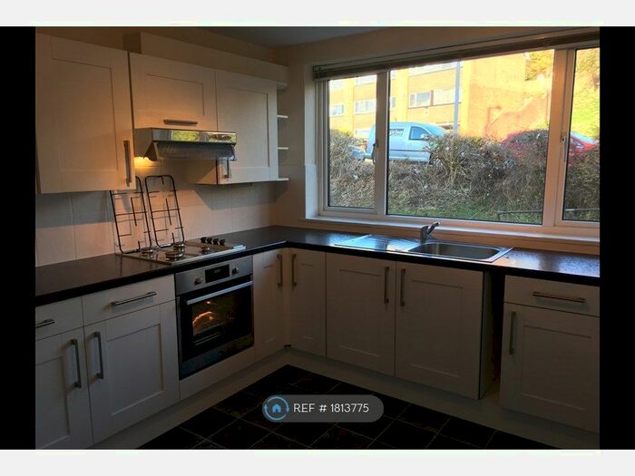 2 Bedroom Flat To Rent In Brendon Avenue, Luton, LU2