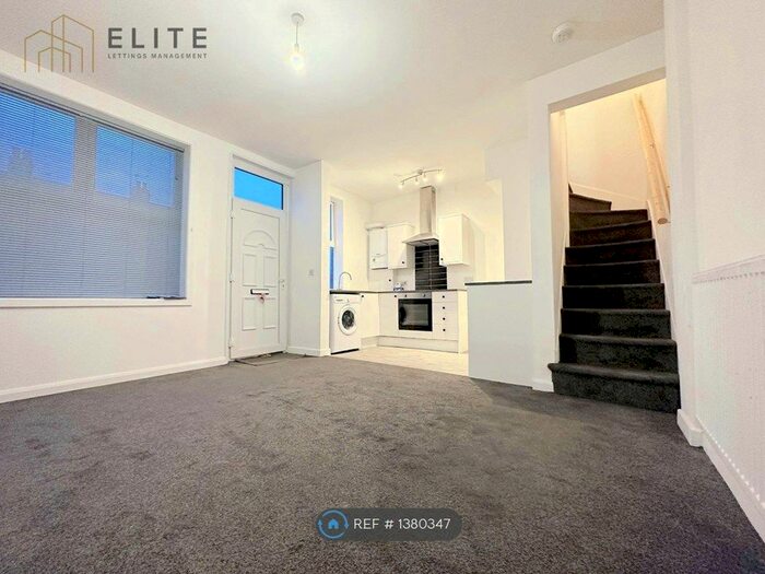 2 Bedroom Terraced House To Rent In Skelton Terrace, Leeds, LS9