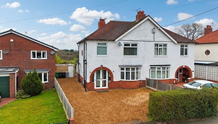 3 Bedroom Semi Detached House For Sale In Chestnut Avenue, Shavington, CW2