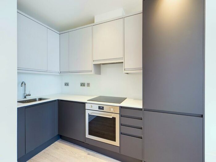 1 Bedroom Apartment To Rent In , KT15