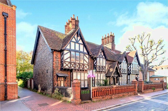 2 Bedroom End Of Terrace House To Rent In Gothic Villas, Church Road, Croydon, CR0