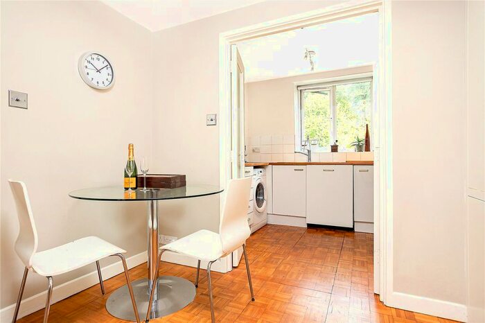 1 Bedroom Flat To Rent In Parkside, East Acton Lane, W3