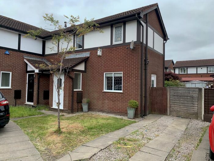 2 Bedroom Semi-Detached House To Rent In Moss Meadow, Westhoughton, BL5