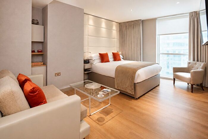 1 Bedroom Flat To Rent In Lower Thames Street, London, EC3R